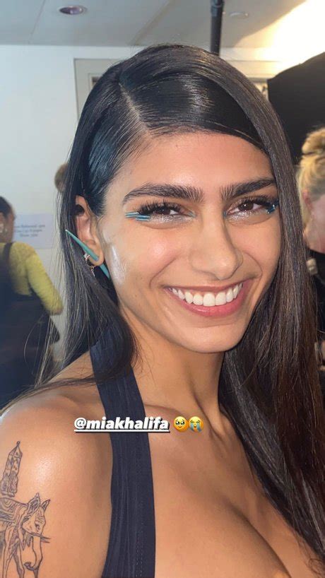 mia khalifa nude picture|Mia Khalifa Nude XXX Pics